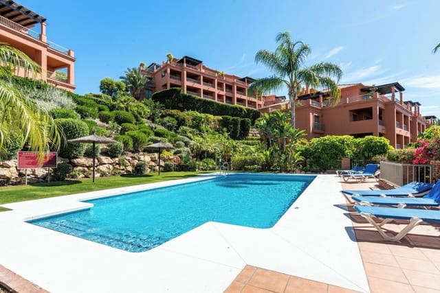 2 chambre Appartement à vendre à Los Flamingos, Benahavís avec piscine garage - 549 000 € (Ref: 9442823)