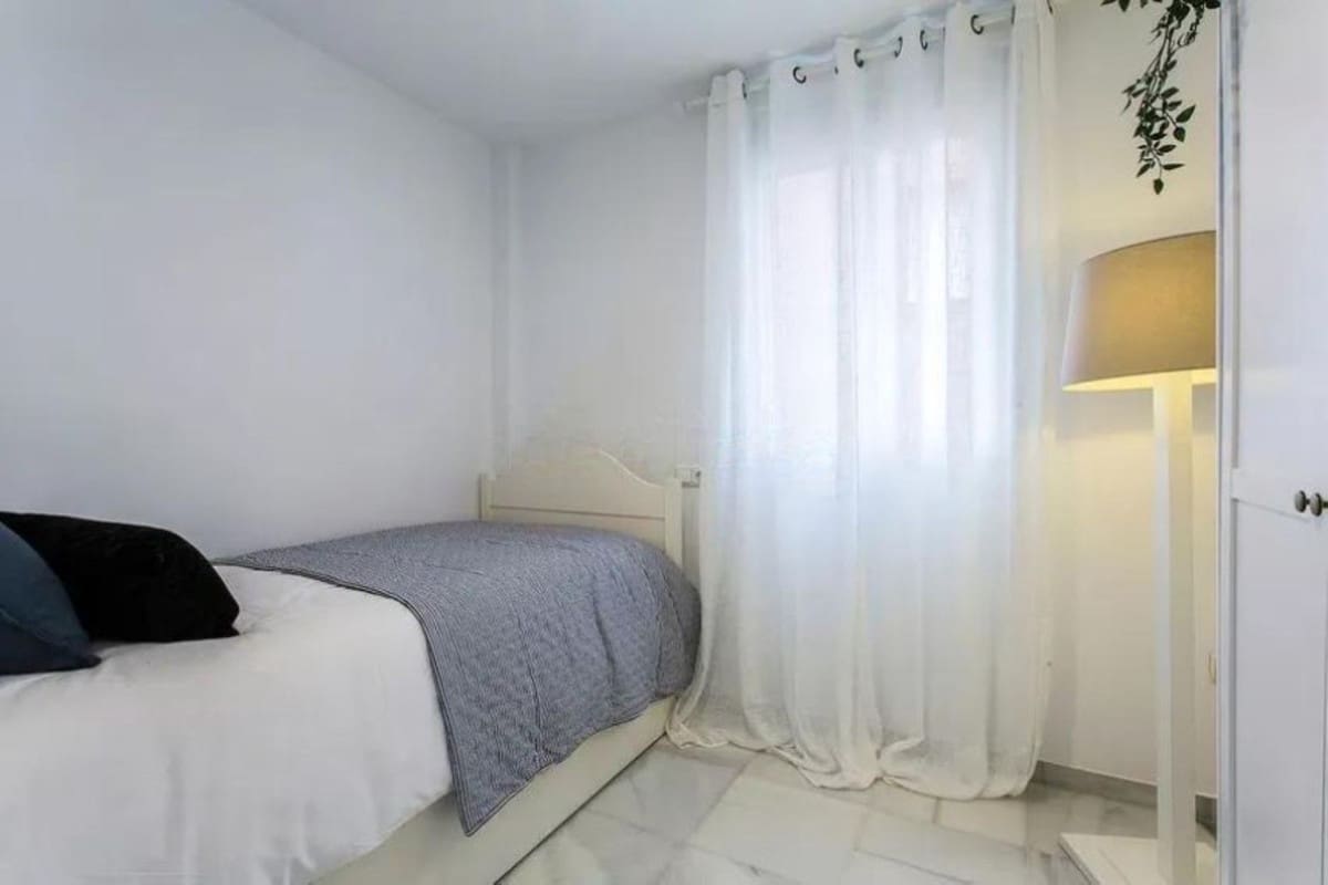 3 sypialnia Apartament na sprzedaż w Manilva z basenem - 332 000 € (Ref: 9444860)