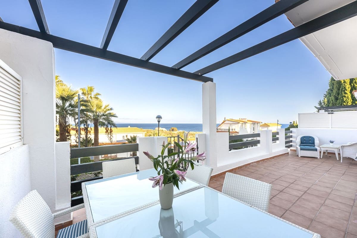 2 quarto Apartamento para venda em Manilva com piscina - 290 000 € (Ref: 9444862)