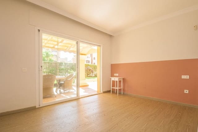 2 soveværelse Lejlighed til salg i Elviria, Marbella med swimmingpool - € 569.000 (Ref: 9449649)