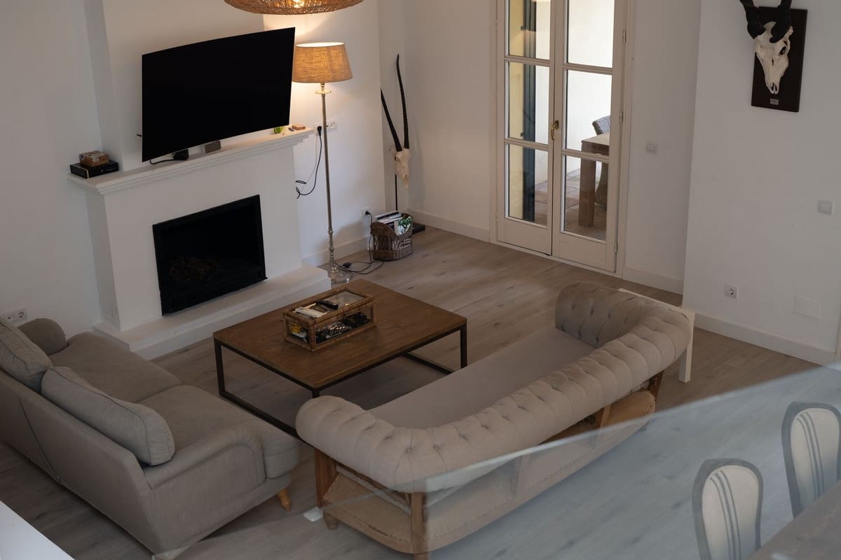 5 chambre Maison de Ville à vendre à Guadalmina avec piscine garage - 899 000 € (Ref: 9450046)