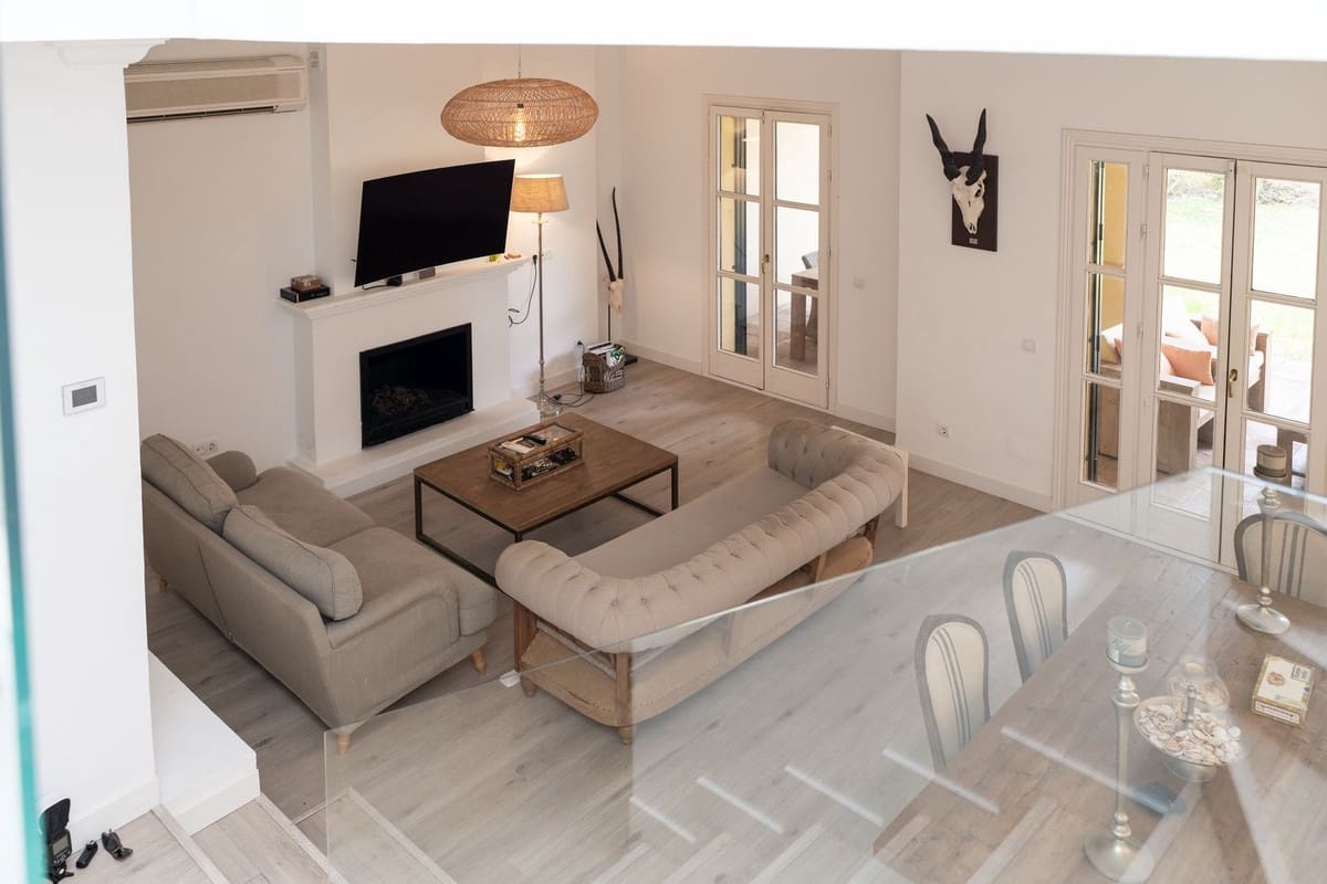 5 chambre Maison de Ville à vendre à Guadalmina avec piscine garage - 899 000 € (Ref: 9450046)