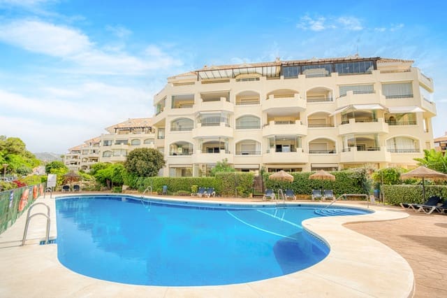 2 soveværelse Lejlighed til salg i Elviria, Marbella med swimmingpool - € 750.000 (Ref: 9450048)