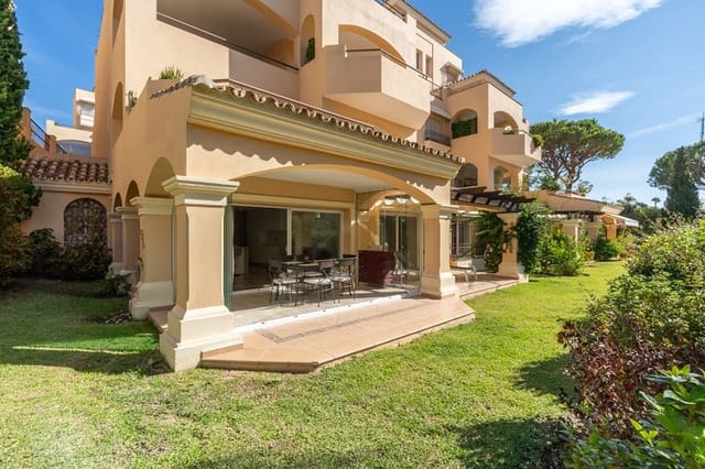 3 soveværelse Lejlighed til salg i Elviria, Marbella med swimmingpool - € 675.000 (Ref: 9450050)