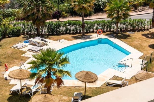 3 makuuhuone Kattohuoneisto myytävänä paikassa La Cala de Mijas, Mijas mukana uima-altaan 
autotalli - 749 000 € (Ref: 9451471)
