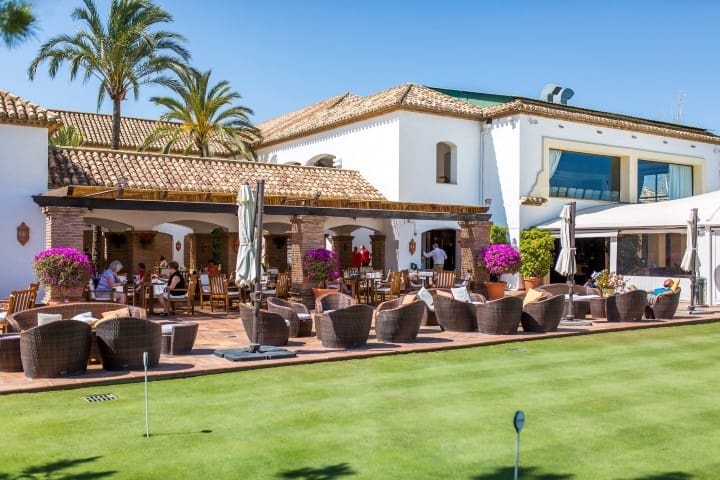 3 chambre Penthouse à vendre à La Cala de Mijas avec piscine garage - 595 000 € (Ref: 9451473)