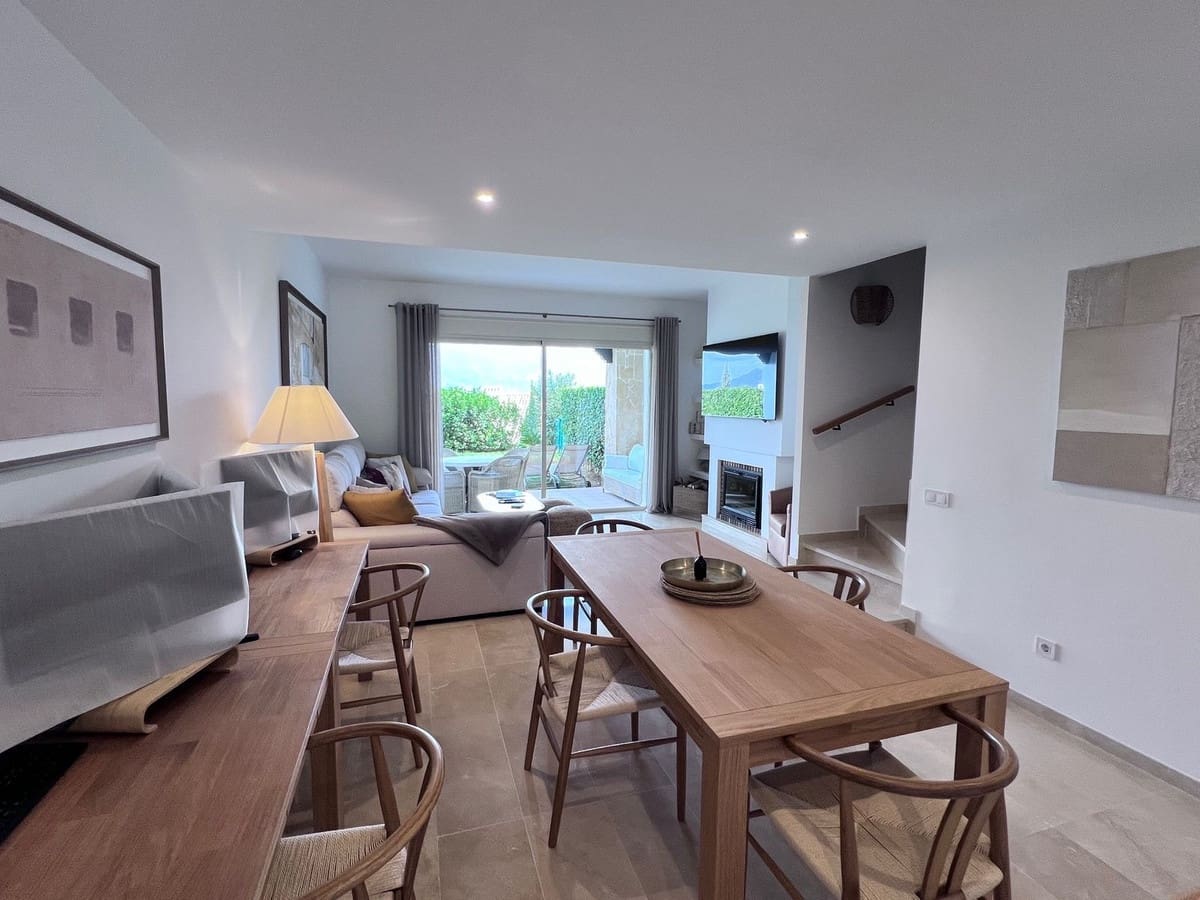 2 chambre Maison de Ville à vendre à La Cala de Mijas avec piscine garage - 449 950 € (Ref: 9451476)