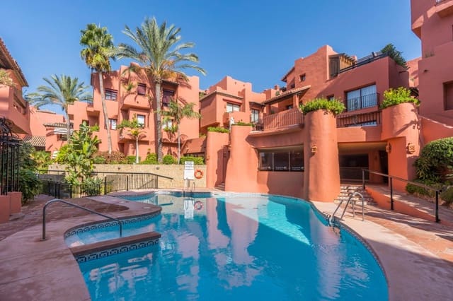 3 Zimmer Penthouse zu verkaufen in Marbella mit Pool - 640.000 € (Ref: 9451477)