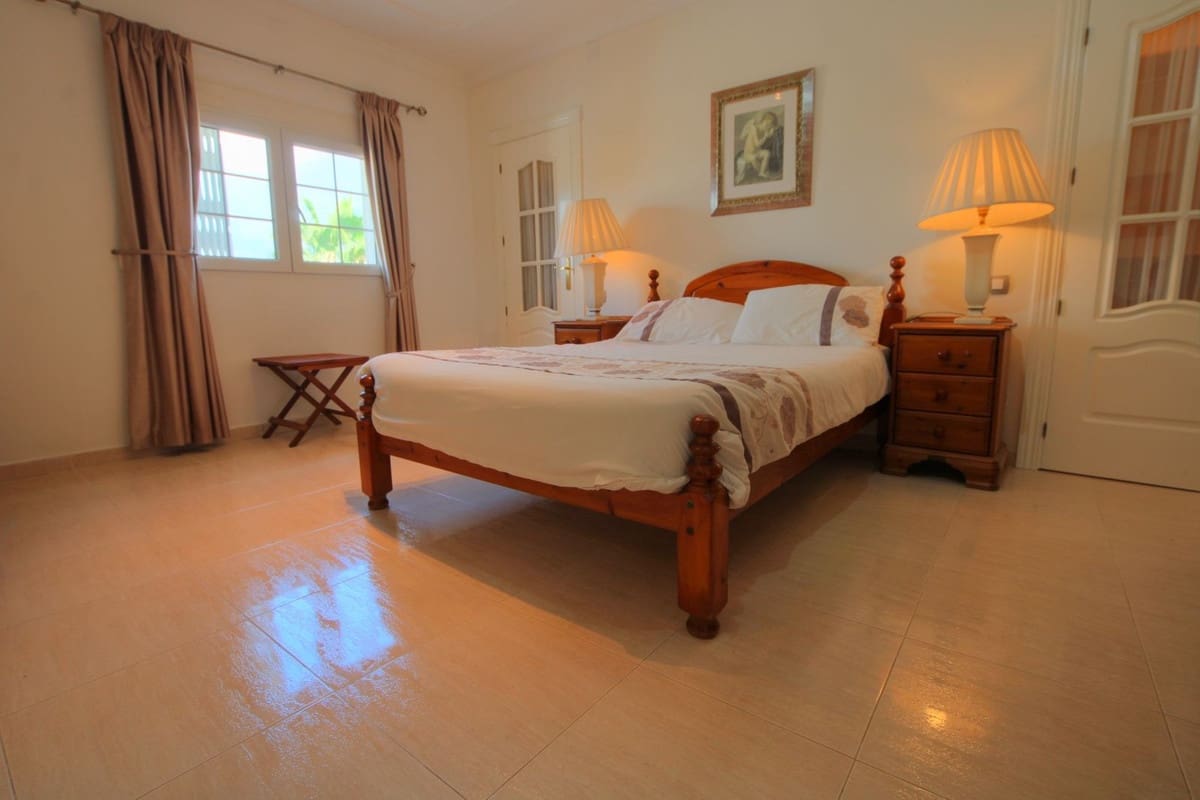 7 camera da letto Villa in vendita in La Cala de Mijas con piscina garage - 1.250.000 € (Rif: 9453612)