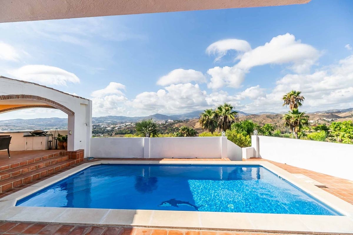 4 camera da letto Villa in vendita in Mijas con piscina garage - 899.000 € (Rif: 9453695)