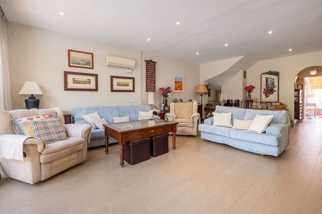 4 quarto Casa em Banda para venda em Mijas com piscina garagem - 529 000 € (Ref: 9453696)