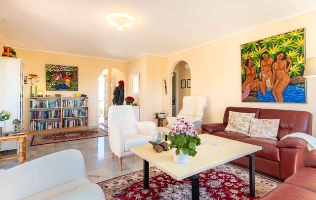 2 makuuhuone Kattohuoneisto myytävänä paikassa Mijas mukana uima-altaan - 395 000 € (Ref: 9453698)