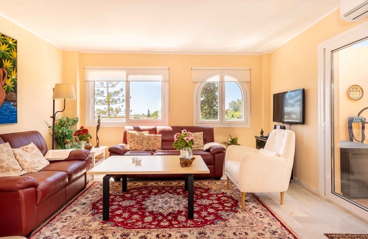 2 makuuhuone Kattohuoneisto myytävänä paikassa Mijas mukana uima-altaan - 395 000 € (Ref: 9453698)