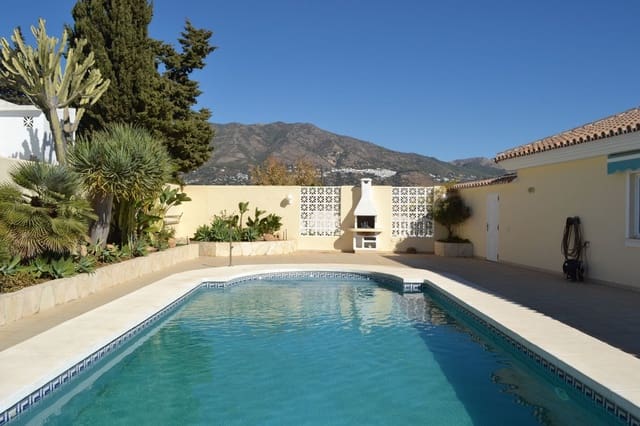 3 quarto Moradia para venda em Mijas com piscina garagem - 1 499 000 € (Ref: 9454771)