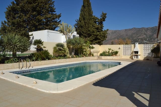 3 quarto Moradia para venda em Mijas com piscina garagem - 1 499 000 € (Ref: 9454771)