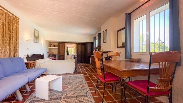 3 quarto Quinta/Casa Rural para venda em Alhaurín el Grande com piscina garagem - 680 000 € (Ref: 9470722)