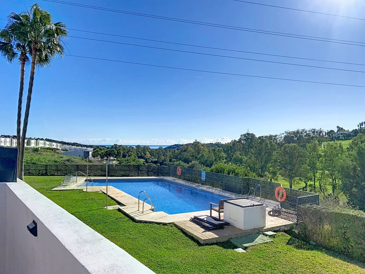 2 bedroom Townhouse for sale in Estepona with pool garage - € 777,000 (Ref: 9471556)