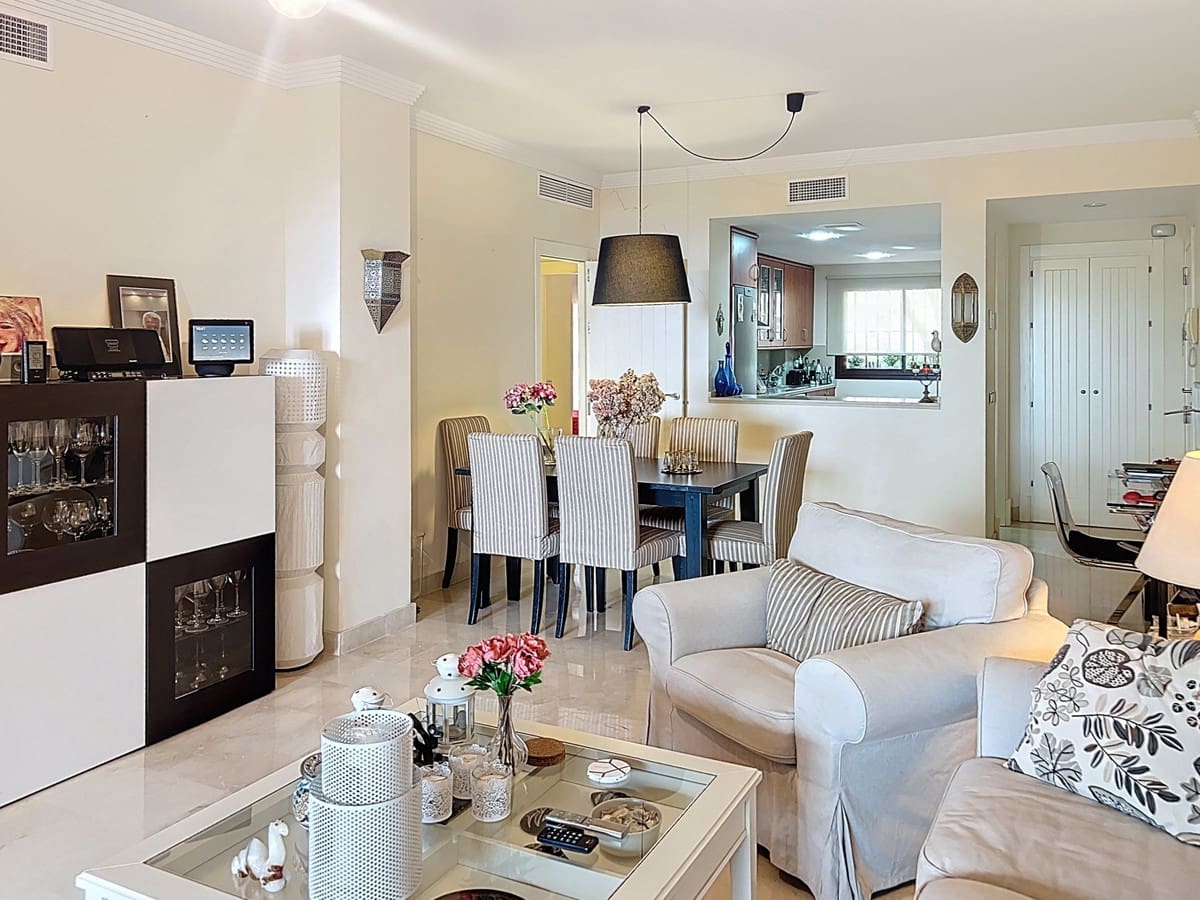 2 bedroom Apartment for sale in Manilva with pool - € 359,000 (Ref: 9473354)