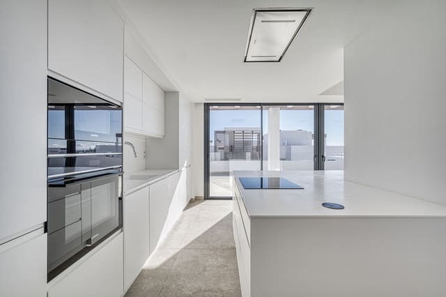 3 chambre Penthouse à vendre à Cancelada, Estepona avec piscine garage - 1 150 000 € (Ref: 9473446)