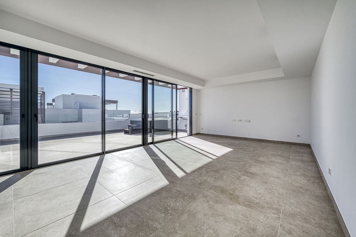 3 chambre Penthouse à vendre à Cancelada avec piscine garage - 1 150 000 € (Ref: 9473446)