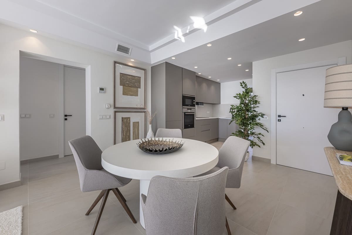 2 quarto Apartamento para venda em Estepona com piscina - 995 000 € (Ref: 9473448)