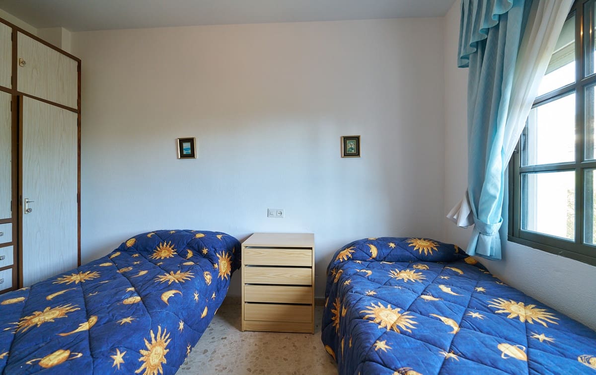 Chalet de 5 habitaciones en Benalmádena en venta con piscina - 645.000 € (Ref: 9479463)