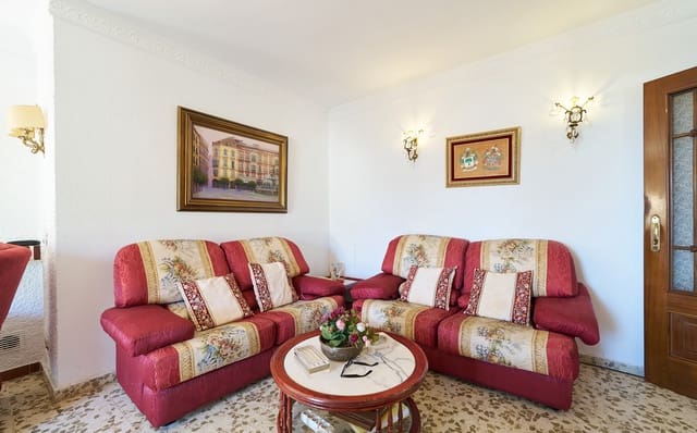 Chalet de 5 habitaciones en Benalmádena en venta con piscina - 645.000 € (Ref: 9479463)