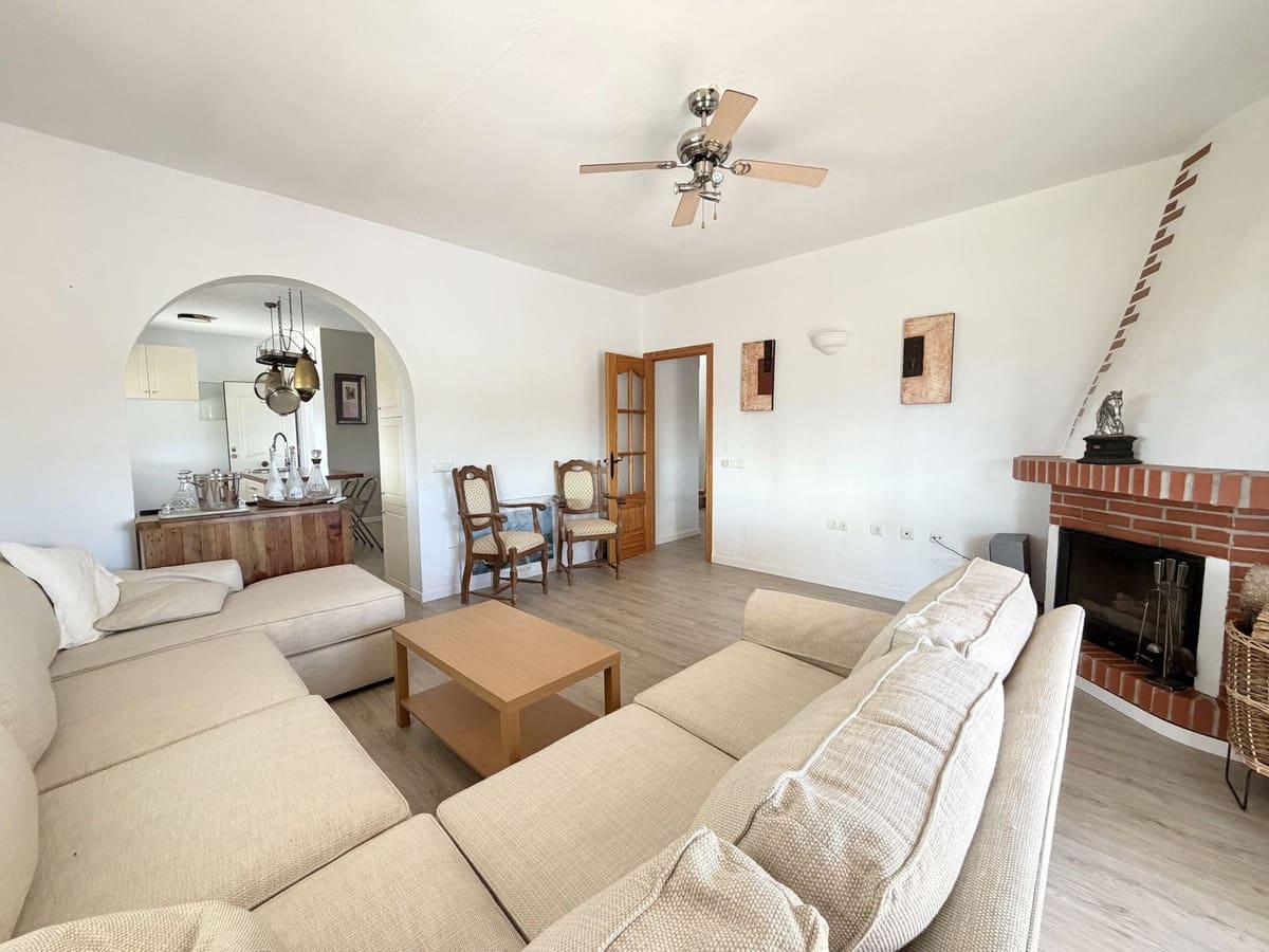 4 bedroom Villa for sale in Alhaurin el Grande with pool garage - € 849,000 (Ref: 9480685)