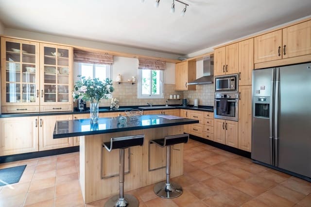 4 camera da letto Villa in vendita in Alhaurín el Grande con piscina garage - 750.000 € (Rif: 9480769)