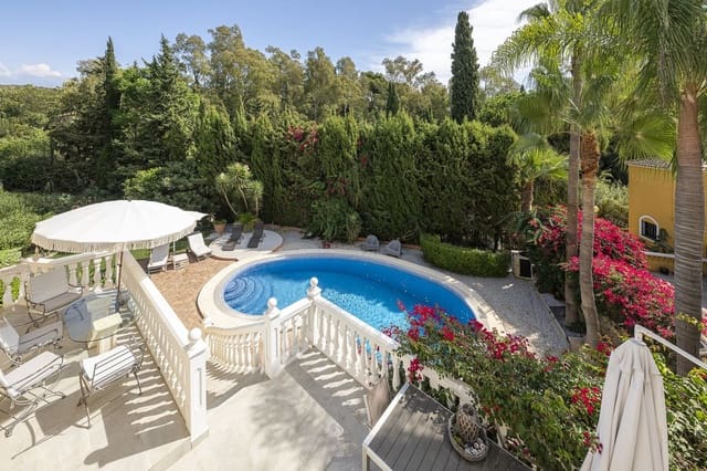 4 chambre Villa/Maison à vendre à Calahonda, Mijas avec piscine garage - 999 000 € (Ref: 9480770)