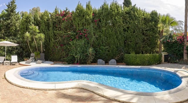 4 chambre Villa/Maison à vendre à Calahonda, Mijas avec piscine garage - 999 000 € (Ref: 9480770)