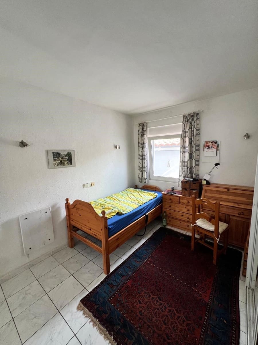 3 makuuhuone Huvila myytävänä paikassa Costabella mukana uima-altaan - 795 000 € (Ref: 9480826)