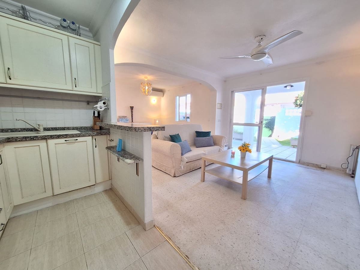 Casa de 2 habitaciones en Atalaya-Isdabe en venta con piscina - 310.000 € (Ref: 9483202)