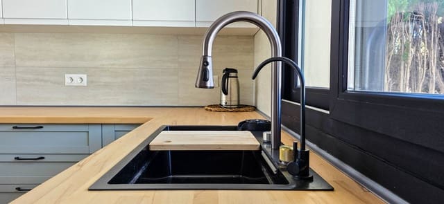 4 soveværelse Villa til salg i Manilva med swimmingpool garage - € 975.000 (Ref: 9483204)