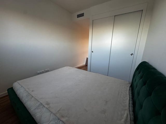 2 slaapkamer Penthouse te koop in Estepona met zwembad garage - € 399.000 (Ref: 9483574)