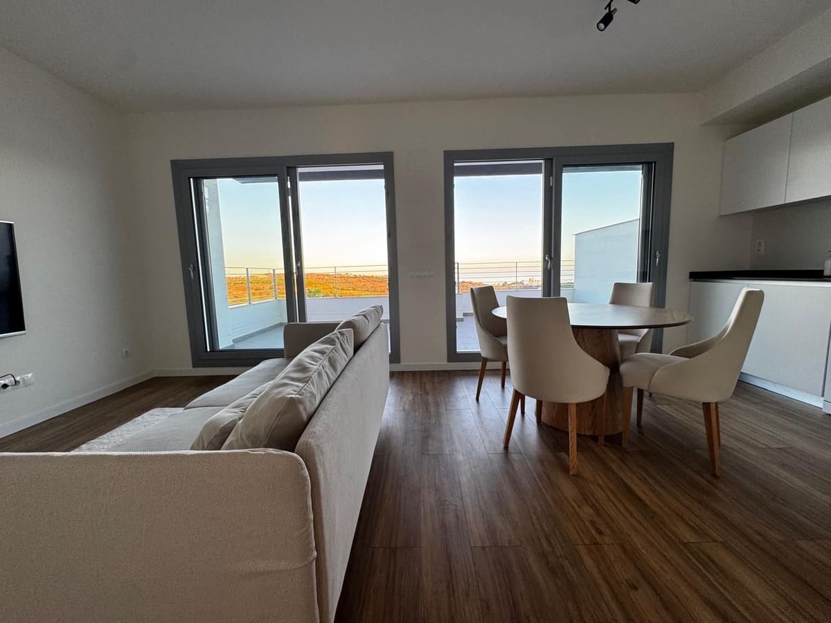 2 slaapkamer Penthouse te koop in Estepona met zwembad garage - € 399.000 (Ref: 9483574)