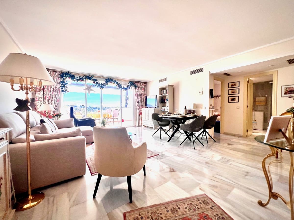 2 makuuhuone Kattohuoneisto myytävänä paikassa Bel-Air mukana uima-altaan - 399 000 € (Ref: 9483583)