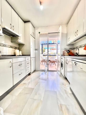 2 makuuhuone Kattohuoneisto myytävänä paikassa Bel-Air, Estepona mukana uima-altaan - 399 000 € (Ref: 9483583)