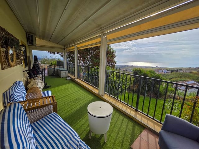 3 Zimmer Haus zu verkaufen in Manilva mit Pool Garage - 340.000 € (Ref: 9483603)