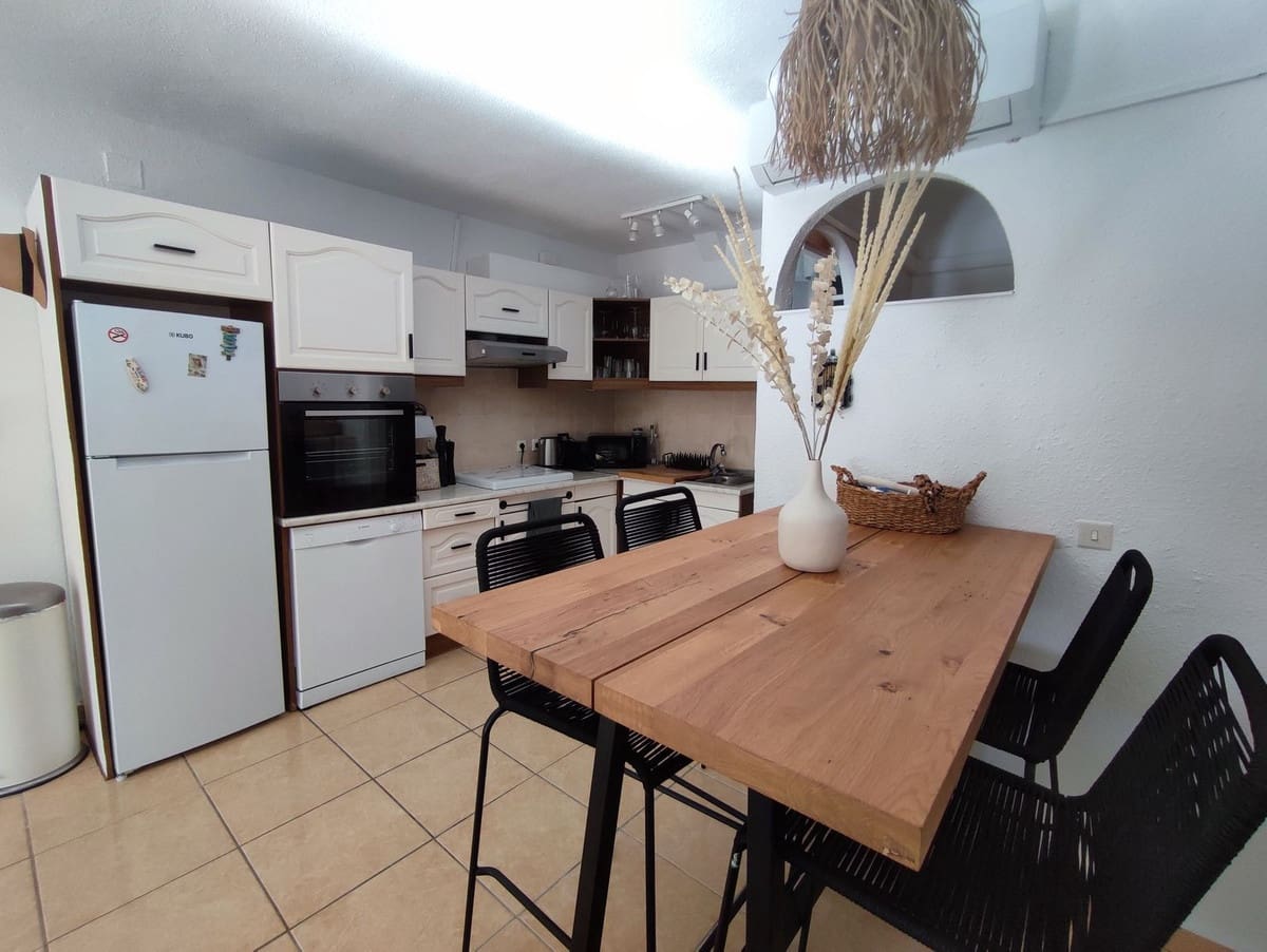 3 bedroom Townhouse for sale in Manilva with pool garage - € 299,000 (Ref: 9483604)