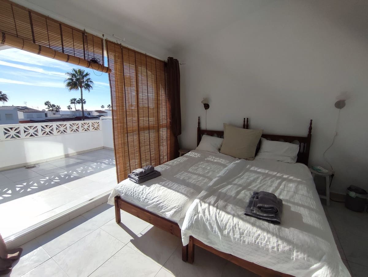 3 bedroom Townhouse for sale in Manilva with pool garage - € 299,000 (Ref: 9483604)