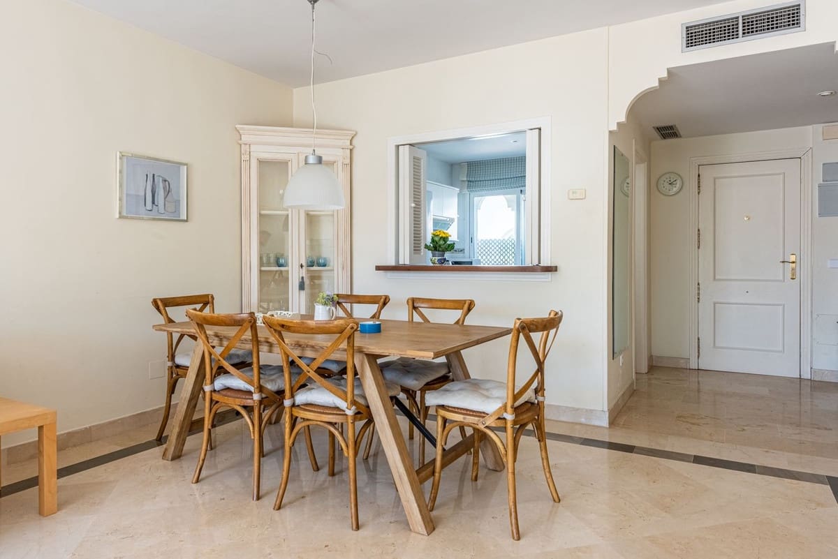 2 chambre Appartement à vendre à Estepona avec piscine - 465 000 € (Ref: 9486873)