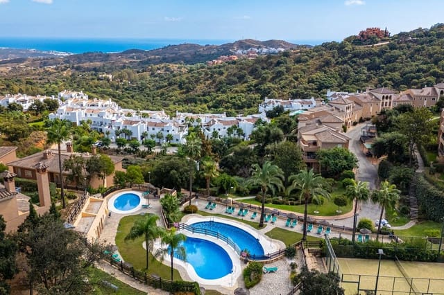 2 makuuhuone Huoneisto myytävänä paikassa La Mairena, Ojen mukana uima-altaan 
autotalli - 379 000 € (Ref: 9487171)