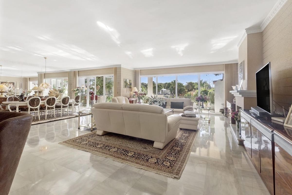 3 bedroom Apartment for sale in Atalaya-Isdabe with pool - € 1,200,000 (Ref: 9487172)