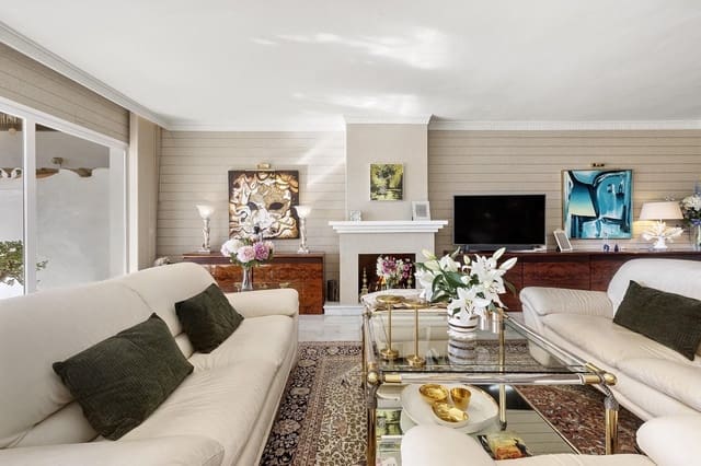 3 soverom Leilighet til salgs i Atalaya-Isdabe, Estepona med svømmebasseng - € 1 200 000 (Ref: 9487172)