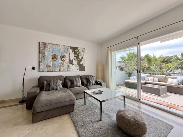 2 quarto Apartamento para venda em Estepona com piscina - 495 000 € (Ref: 9487174)