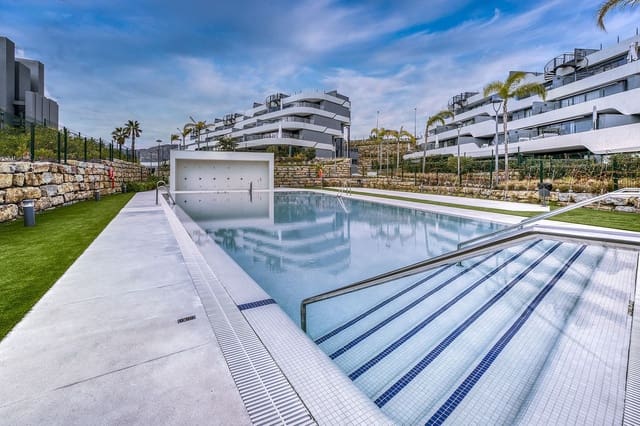 2 Zimmer Apartment zu verkaufen in Selwo, Estepona mit Pool Garage - 450.000 € (Ref: 9497944)