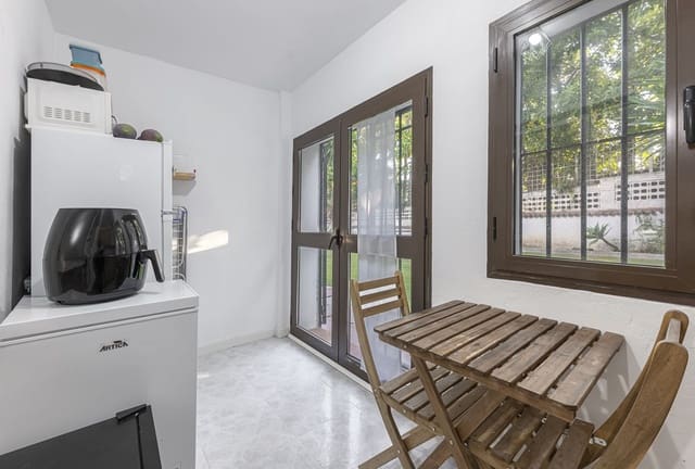 1 soveværelse Lejlighed til salg i New Golden Mile, Estepona - € 210.000 (Ref: 9497945)