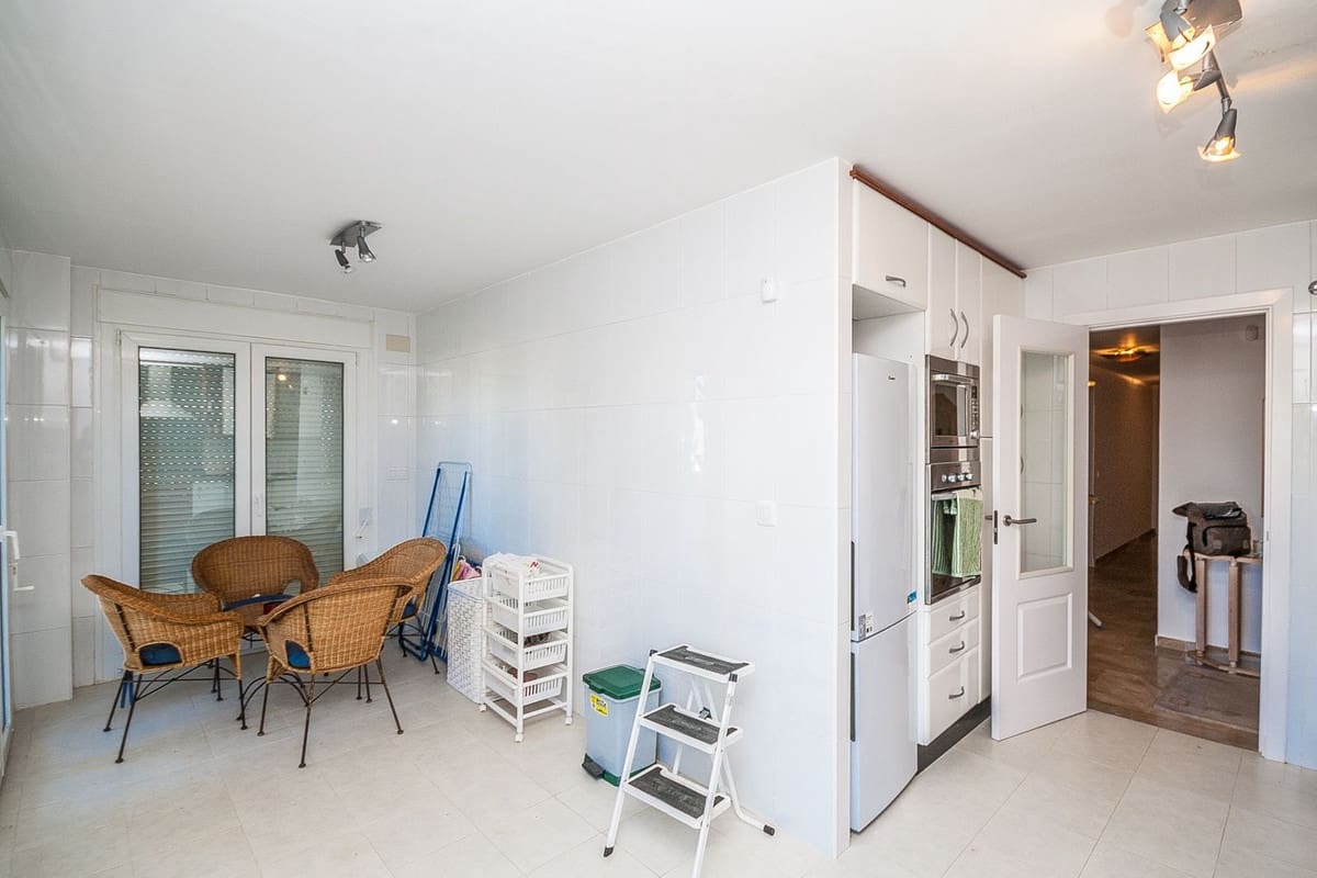 3 bedroom Apartment for sale in Riviera del Sol with pool garage - € 495,000 (Ref: 9500582)