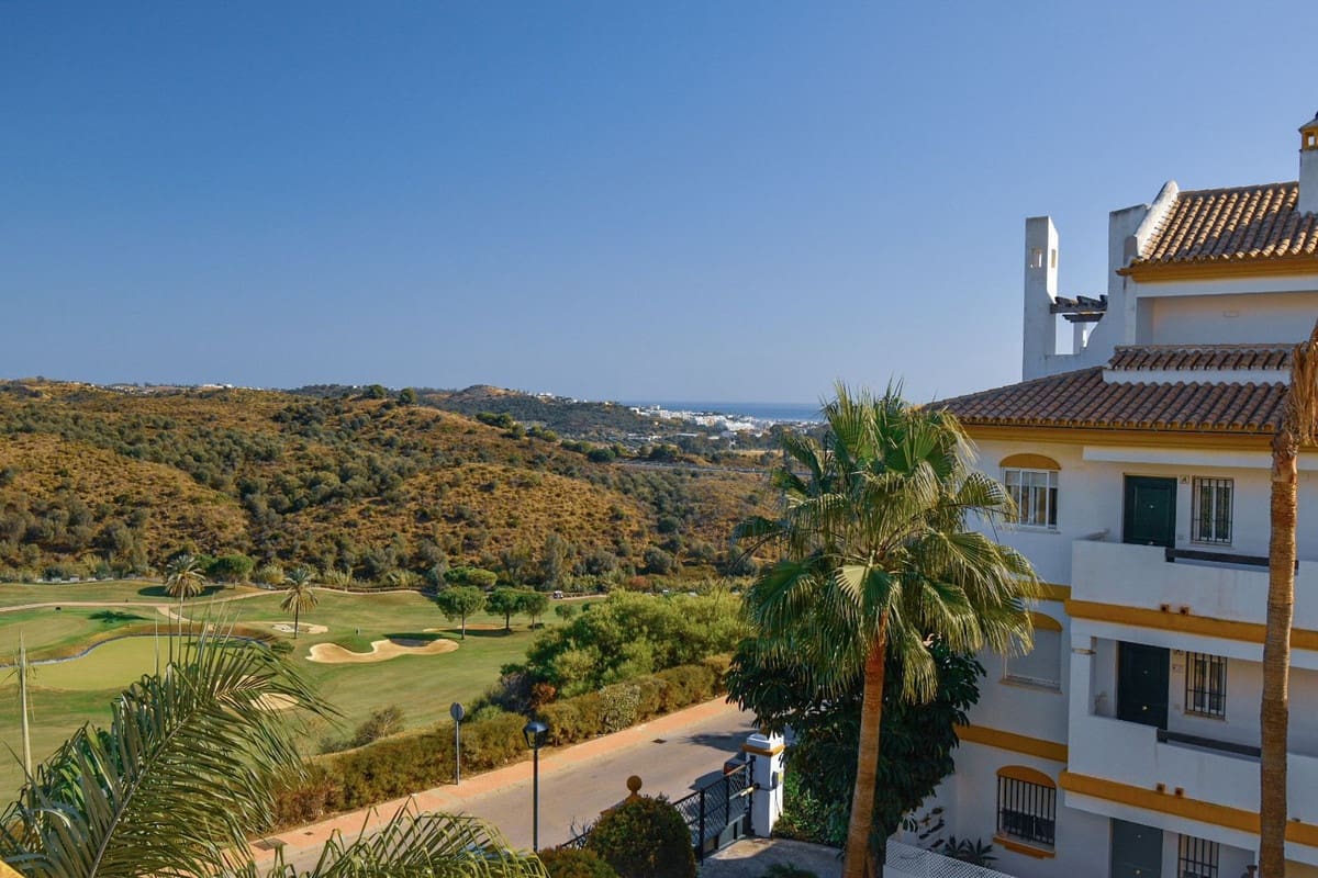 2 makuuhuone Huoneisto myytävänä paikassa La Cala de Mijas mukana uima-altaan 
autotalli - 275 000 € (Ref: 9521681)